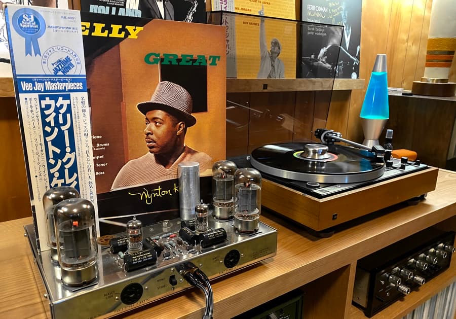 Dual 701 turntable and Wynton Kelly Album